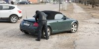 Policijas auto Megane taranē Audi TT