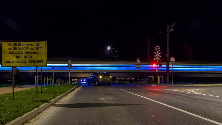 Ikšķiles pārbrauktuve 28.oktobris
