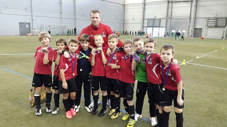 Rīgas atklātais ziemās čempionāts futbolā FK IKŠĶILE U-9 (2006.g.dz.) atkal 1.vietā !