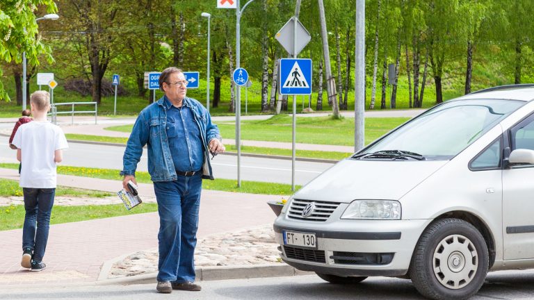 Tas noteikti bija dienas pirkums, jo pastā bija vairs tikai 2.gb maija Sudoku. Es savu dabūju, kā iet jums.