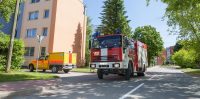 Latvijas Gāze un Valsts ugunsdzēsības un glābšanas dienests veic apmācības imitējot avārijas situāciju Stacijas ielā, Ikšķilē. Foto: Ikskile.tv