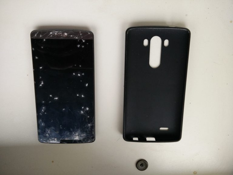 LG telefons, atrasts Ikšķilē.