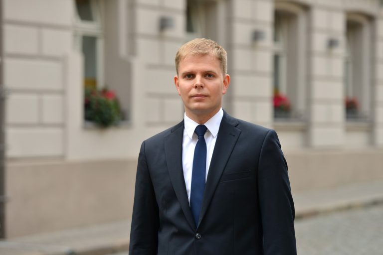 Krišjānis Feldmans, ekonomists