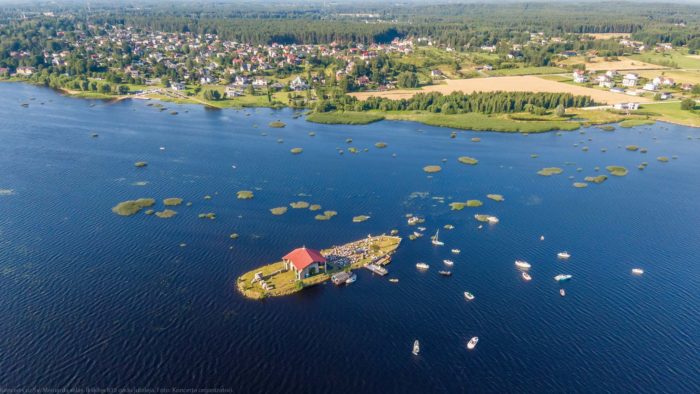 Foto: Ikšķilei 835, Sv. Meinarda salas koncerts 2020 15 Ikšķiles 835. gadu jubilejai veltītais koncerts pašā Daugavas vidū uz Sv. Meinarda salas